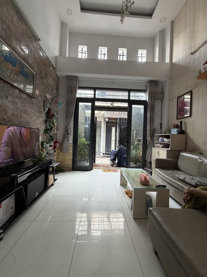 Nhà phố Gò Vấp 45m² giá 5.85 tỷ - Nhà ở ngay, hẻm ô tô đổ cửa!