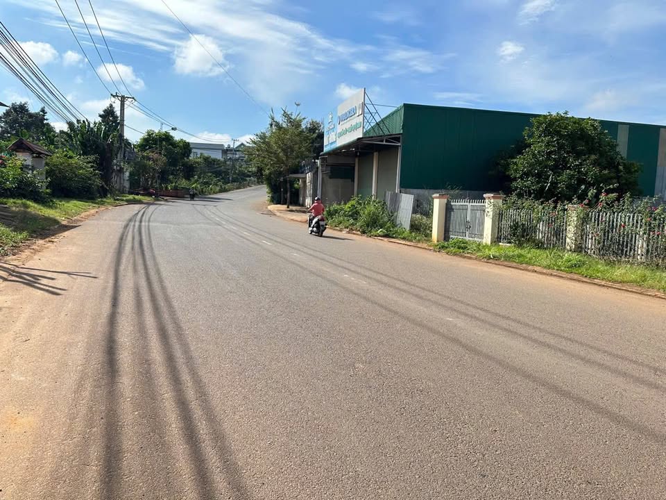 Đất mặt tiền Ymoal Buôn Ma Thuột 250m² giá 5.69 tỷ - Đầu tư sinh lời ngay!