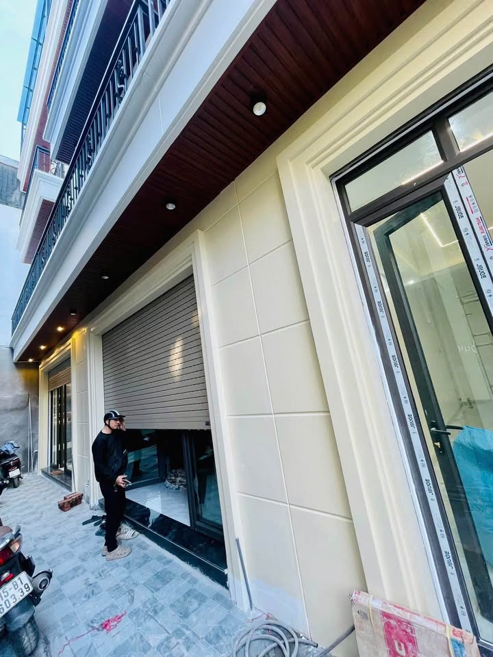 Nhà 4 tầng Hoàng Minh Thảo Lê Chân 45m² giá 4.09 tỷ - Sổ đỏ chính chủ!