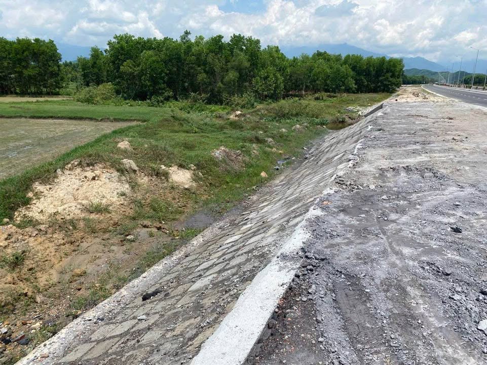 Đất vườn Hòa Khương 1000m² giá thỏa thuận - Mặt tiền đường vành đai