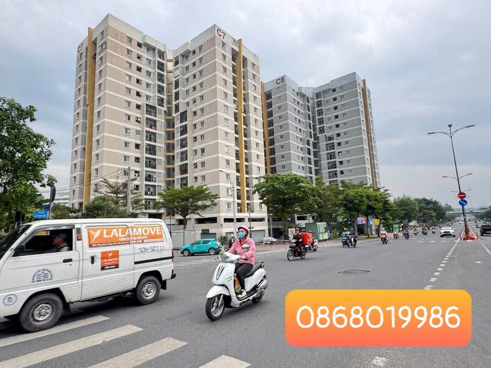 Nhà 3 tầng 94m² đường Lê Văn Việt giá 6 tỷ - Ô tô đỗ cửa, gần chợ và trường học!