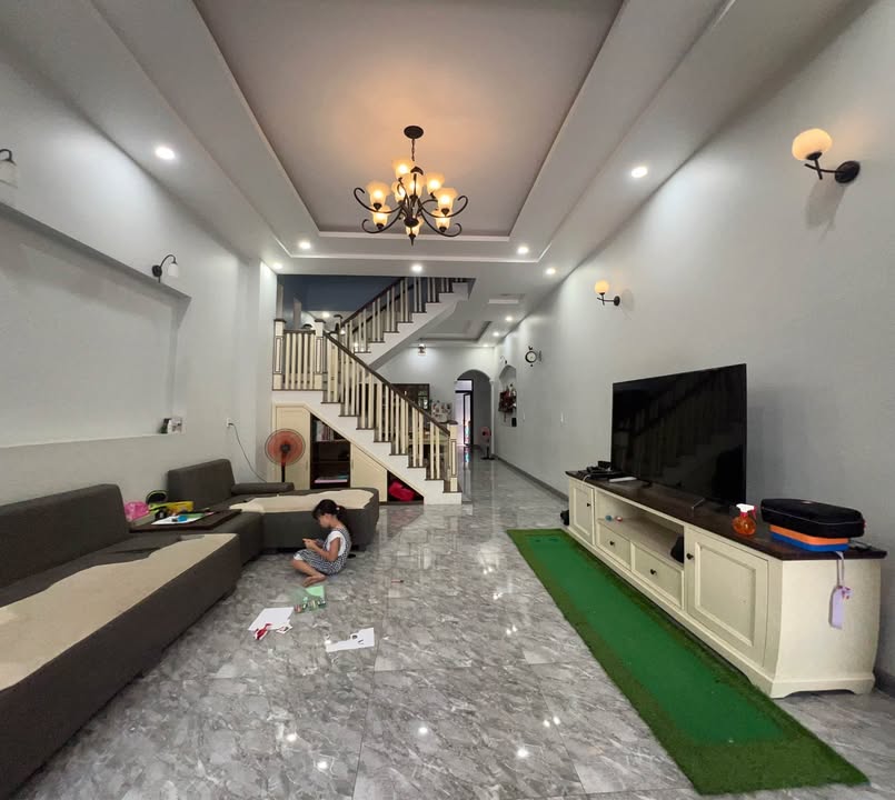 Nhà phố Trảng Bom 100m² giá 3.4 tỷ - Chính chủ cần bán gấp!