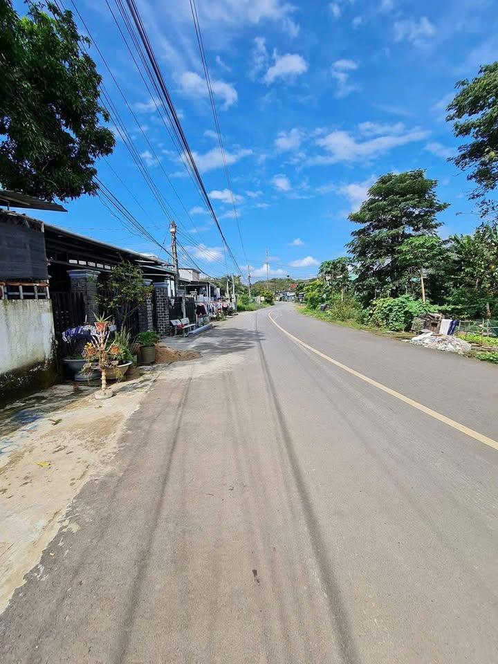 Dãy trọ Trà Cổ 207.2m² giá 1.3 tỷ - Thu nhập ổn định hàng tháng!