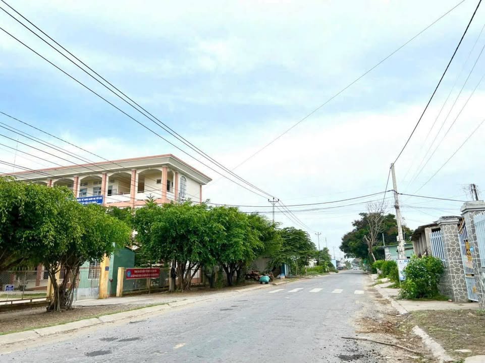 Nhà mặt tiền Tỉnh lộ 873B, Gò Công 256m² giá 2,5 tỷ - Đầu tư sinh lời ngay!