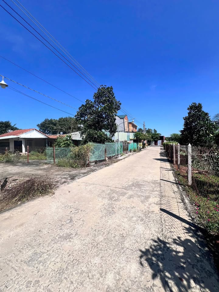 Đất thổ cư Phú An Bến Cát 744m² giá 1.85 tỷ - Đường bê tông thông thoáng!