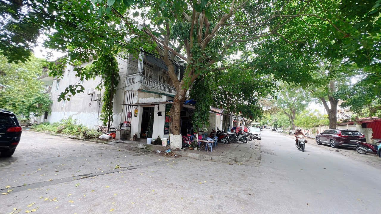 Đất nền chính chủ Đông Sơn Thanh Hóa 100m² giá 3 tỷ - Nhà 2 tầng cho thuê spa