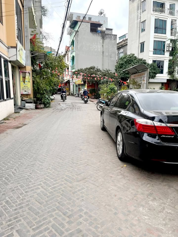 Nhà phố Đông Ngạc Bắc Từ Liêm 32m² giá 7.7 tỷ - Đẹp như mới, vào ở ngay!