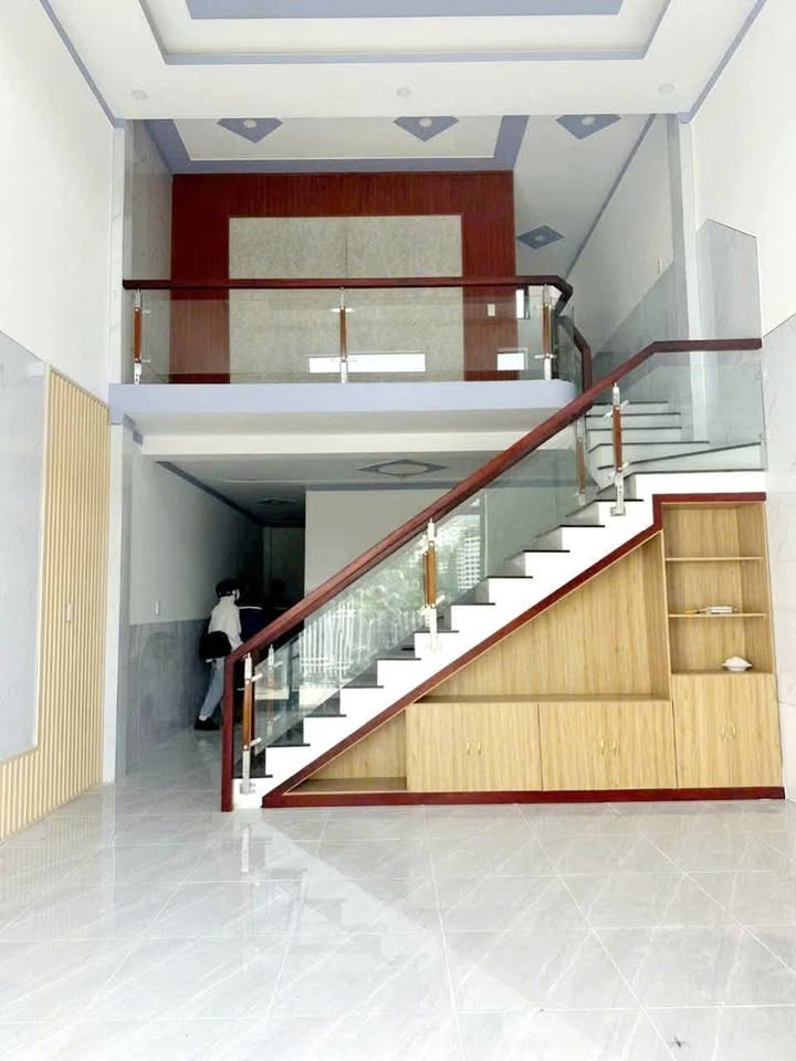 Nhà Phước Tân, Biên Hòa 8.5m² giá 2.25 tỷ - Ô tô vào tận nơi!