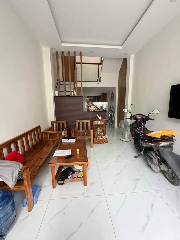 Nhà 3 tầng đường Số 13A, Bình Hưng Hòa A, 36m² giá 4.2 tỷ - Sẵn sàng vào ở!