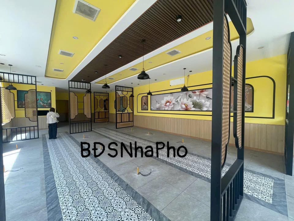 Cho thuê lô góc 2 mặt tiền đường Hồ Nghinh, quận Sơn Trà, Đà Nẵng - Diện tích 143m², kinh doanh mọi lĩnh vực!