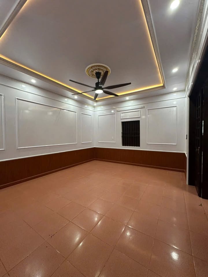Nhà 1 tầng Vĩnh Yên, Phường Hưng Bình 135.3m² giá 3.5 tỷ - Vị trí đắc địa gần Quảng Trường!