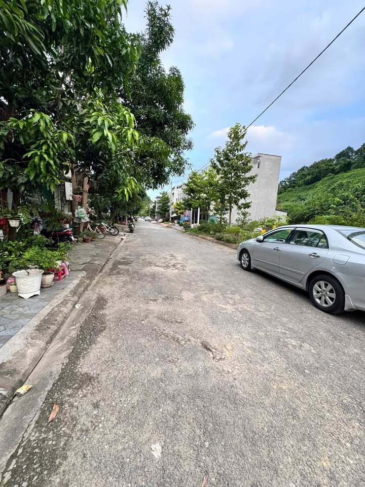 Đất nền Duyên Hải Lào Cai 110m² giá 950 triệu - Sổ đỏ chính chủ, xây dựng tự do!