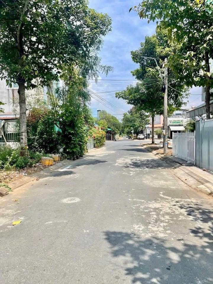 Đất nền Bình Khánh, Long Xuyên 80m² giá 1 tỷ - KDC sầm uất, tiện kinh doanh!