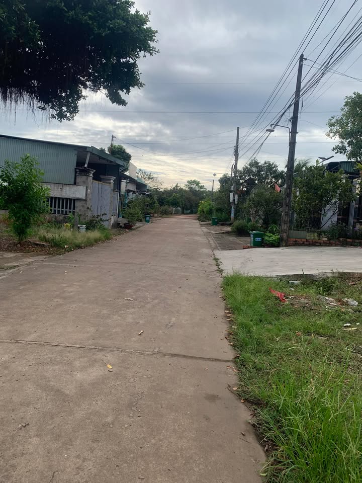 Đất nền Tiến Hưng, Đồng Xoài 920m² - Phù hợp làm nhà vườn hoặc kho xưởng!