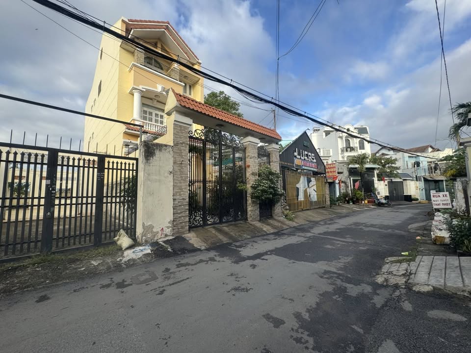 Đất nền mặt tiền đường Số 10 Trường Thọ 150m² giá 12.5 tỷ - Sổ hồng riêng, xây dựng tự do!