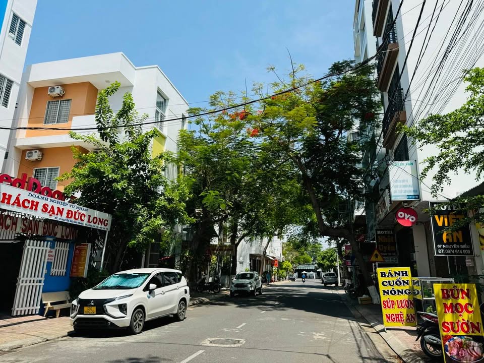 Khách sạn 5 tầng trên đường Nguyễn Biểu, Nha Trang 101m² giá 14 tỷ - Đầu tư sinh lời ngay!