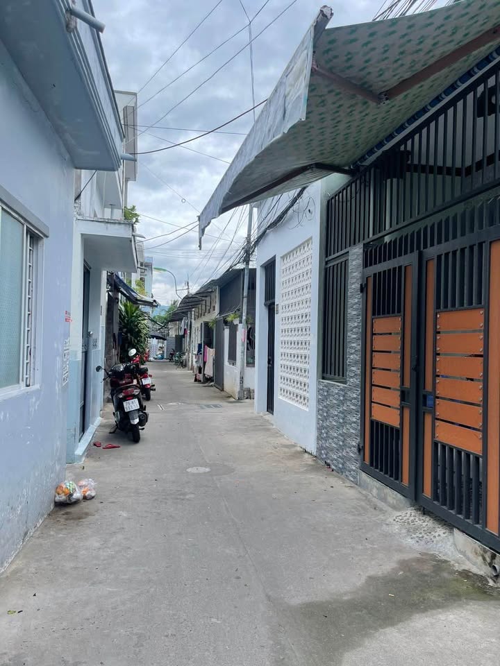 Nhà riêng Hẻm 1170 Đường 2 Tháng 4, TP Nha Trang 65.5m² - Giá 3.1 tỷ, Sổ hồng chính chủ!