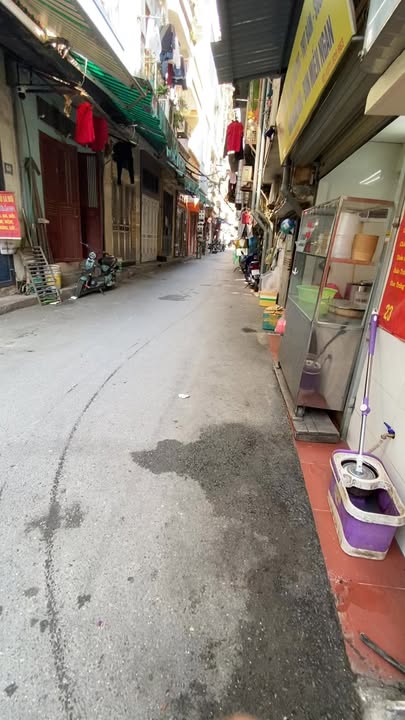 Nhà riêng đường Nguyễn Trãi, Thanh Xuân 18m² giá 3 tỷ - Sổ đỏ chính chủ sang tên ngay!