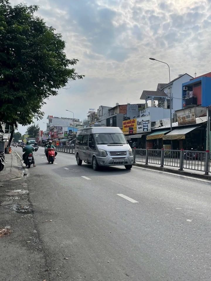 Bán gấp mặt tiền Nguyễn Oanh, Gò Vấp, 147.6m² - Kinh doanh sầm uất!