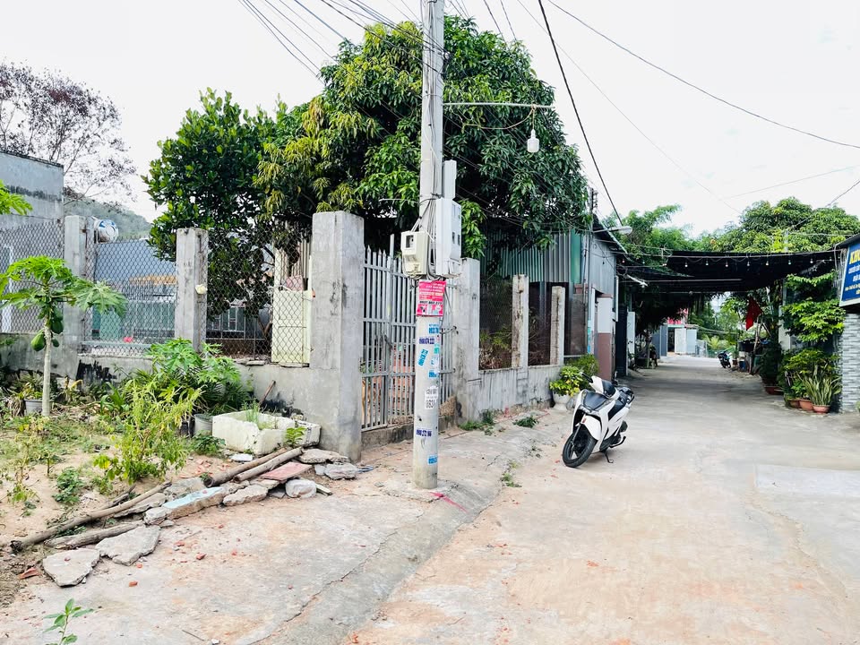 Đất nền Long Hải - 102m² giá 1.28 tỷ - Tiềm năng phát triển cao!