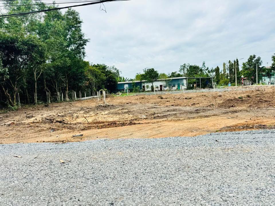 Đất nền Tân An Hội Củ Chi 124m² giá 1.75 tỷ - Đầy đủ tiện ích, khu dân cư sầm uất!