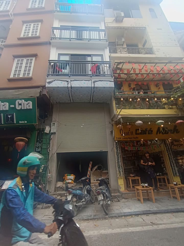 Nhà mặt phố Văn Phú, Hà Đông 50m² giá 35 triệu - Kinh doanh thuận lợi!