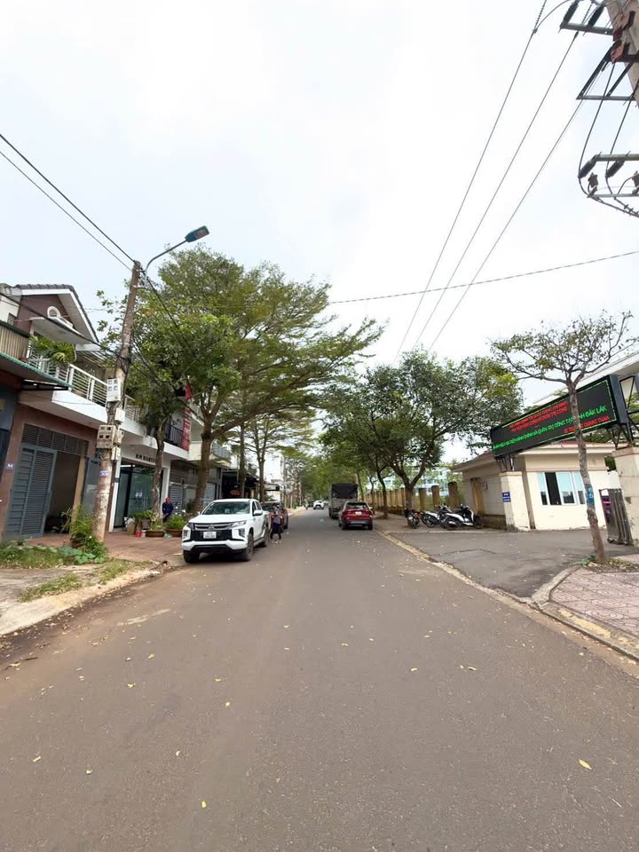 Đất mặt tiền Trương Quang Tuân, Buôn Ma Thuột 115m² giá 7.4 tỷ - Vị trí vàng trước Học Viện Hành Chính Quốc Gia!