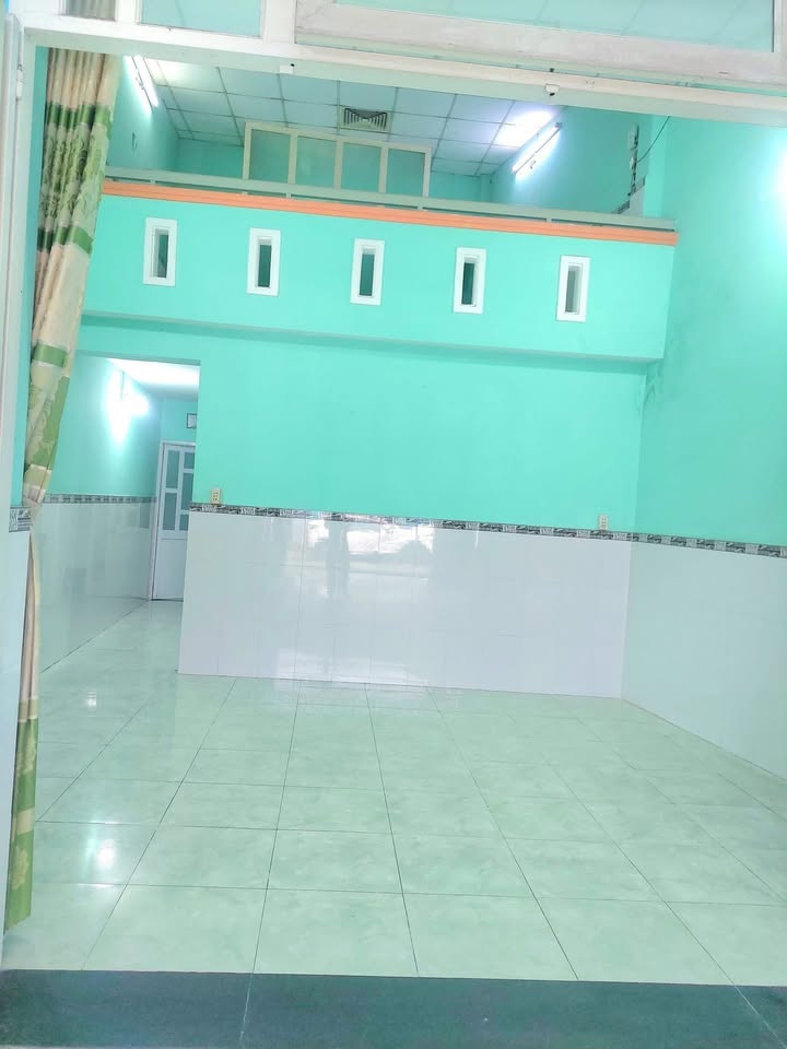 Cho thuê nhà mặt tiền đường Thới Tam Thôn 15, Hóc Môn 110m² - Thích hợp làm tổ hợp may mặc hoặc kinh doanh online!