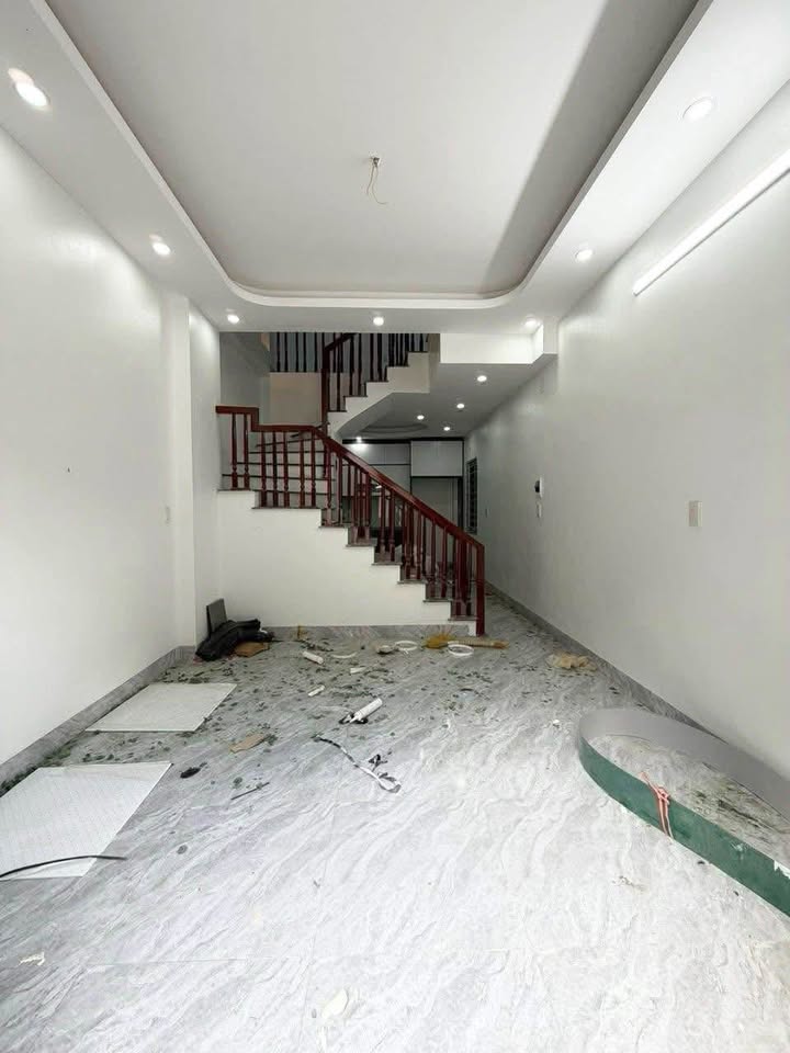 Nhà góc 3,5 tầng Nguyễn Trãi, Phúc Khánh 40m² giá 1.6 tỷ - Sẵn sàng vào ở!