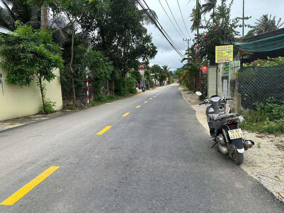 Đất nền Tam Quan Nam, Hoài Nhơn 180m² giá 1 tỷ - Vị trí kinh doanh sầm uất!