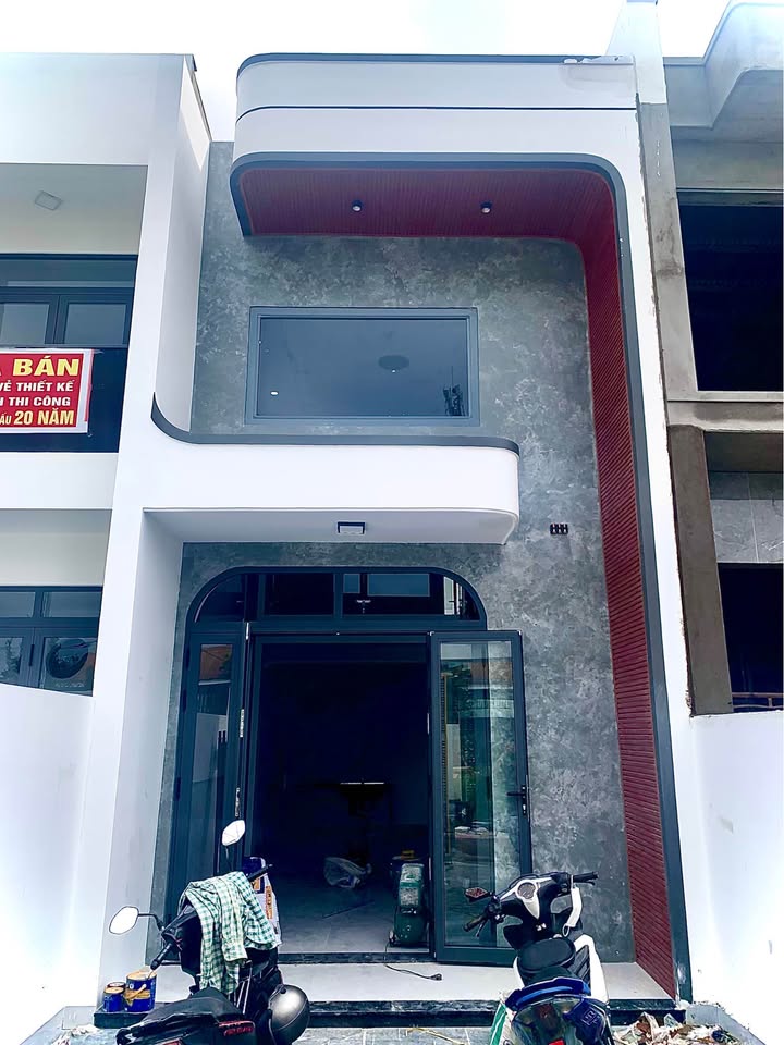 Nhà gác lửng hiện đại Thạnh Phú 90m² giá 2 tỷ - Sổ hồng riêng, dọn vào ở ngay!