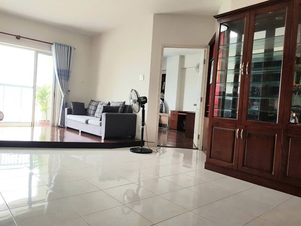 Căn hộ Kim Hồng Tân Phú 75m² giá 3.2 tỷ - Sổ hồng chính chủ, công chứng ngay!