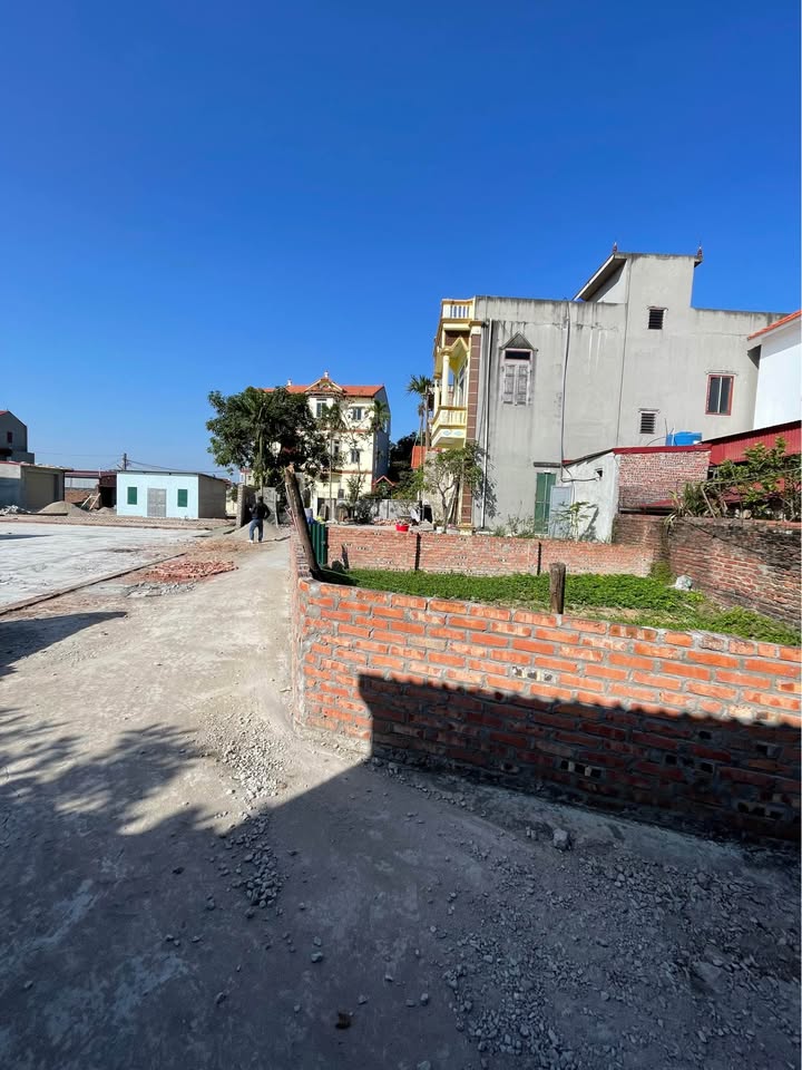 Đất lô góc Thượng Vũ, An Bình, Thuận Thành 65m² giá 2 tỷ - Đường xe tải vào tận nơi!