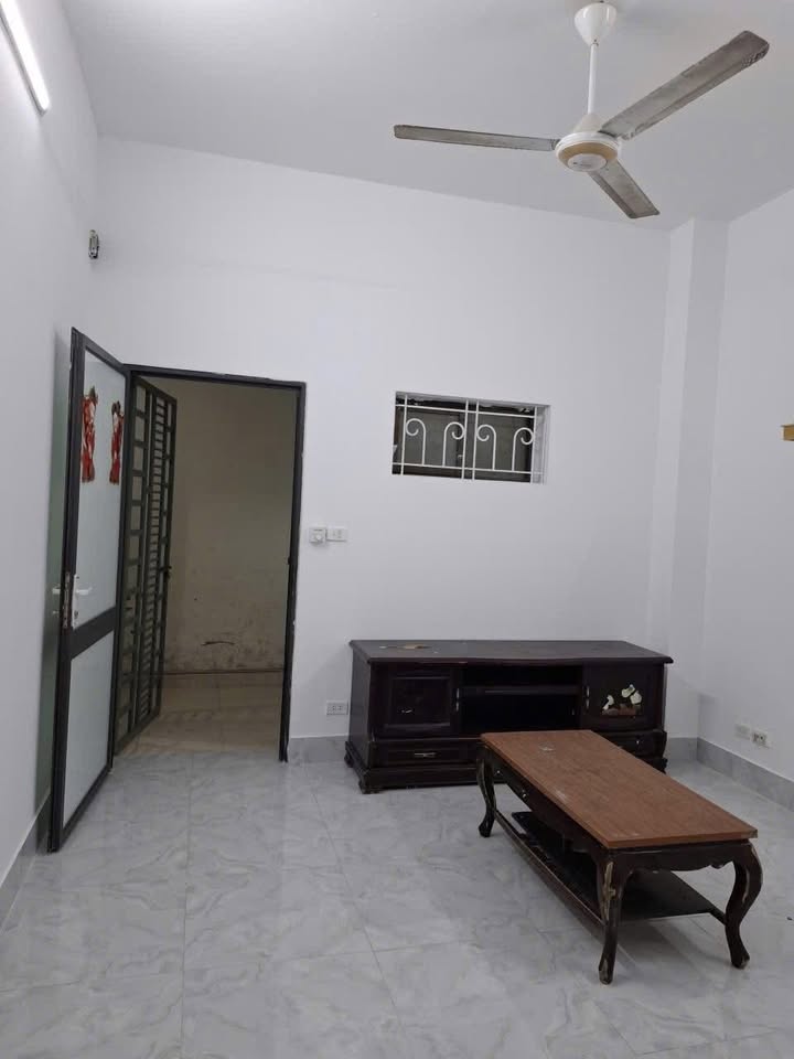 Chung cư Đức Giang Long Biên 67m² giá 6 triệu - Sẵn sàng vào ở ngay!