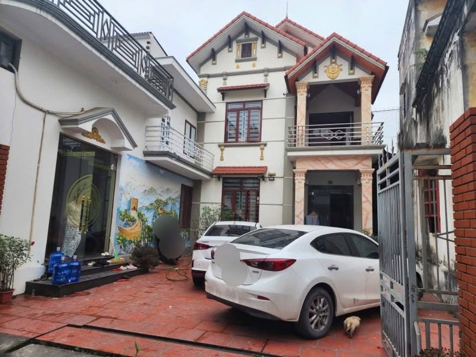 Nhà riêng Hồng Phong Đông Triều 200m² giá 2 tỷ - Chính chủ bán gấp!