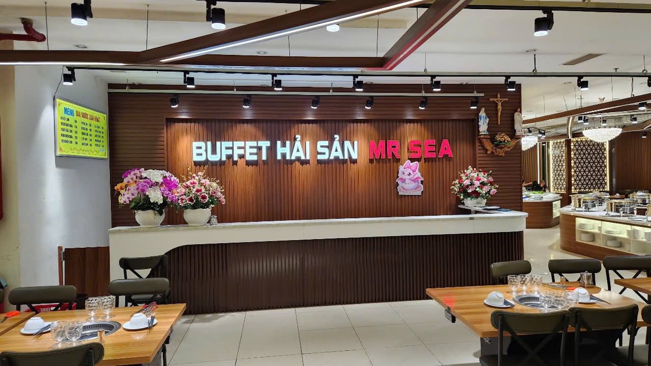 Nhà hàng mặt tiền tại Tân Bình 1400m² giá 2.3 tỷ - Cơ hội đầu tư hấp dẫn!