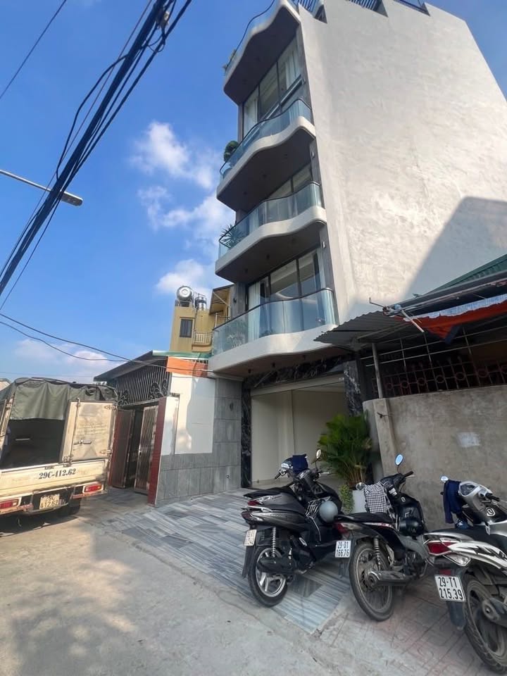 Nhà mặt phố Cự Khối, Long Biên 56m² giá 16.8 tỷ - Thiết kế 7 tầng, full nội thất cao cấp!