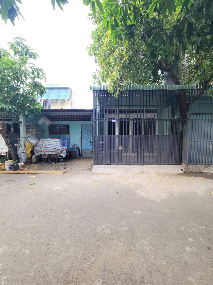 Nhà cấp 4 2 mặt tiền KDC Tân Đông Hiệp 78m² giá 3.95 tỷ - Đầu tư sinh lời tốt!