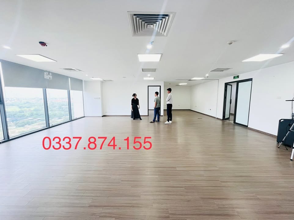 Văn phòng cho thuê 160m² tại Nguyễn Xiển, Thanh Xuân - Giá 20 triệu/tháng, Sẵn sàng làm việc ngay!