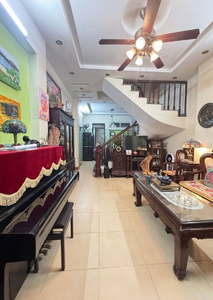 Nhà bán đường Thiên Hiền, Mỹ Đình 1, 42m² giá 12 tỷ - Sổ đỏ chính chủ, thương lượng mạnh!