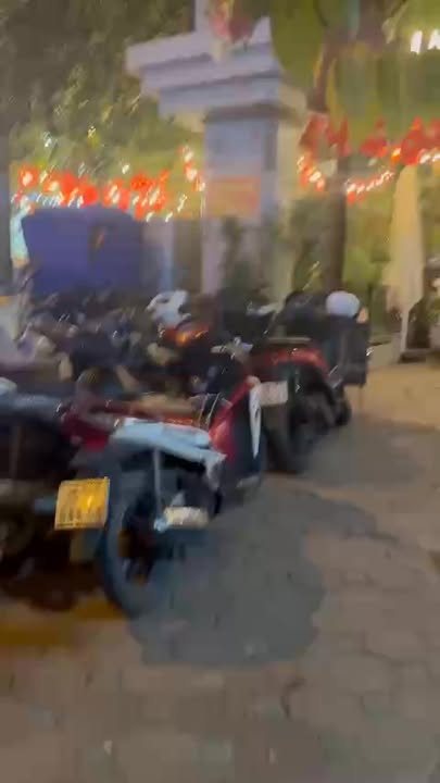 Quán café cho thuê mặt phố Nguyễn Văn Lộc 200m² - Vị trí đắc địa, sân ngoài trời độc nhất!