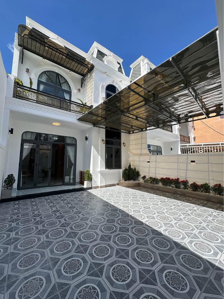 Nhà phố Hẻm 03 Nguyễn Thiếp, Pleiku 133m² giá 3 tỷ - Sang trọng và ấm cúng!