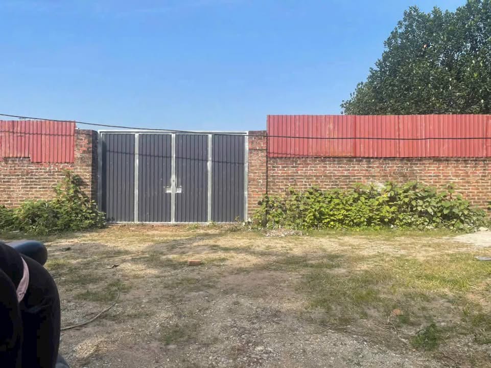 Đất vườn Sài Sơn 1050m² giá 3.15 tỷ - Vị trí đắc địa cho nghỉ dưỡng!