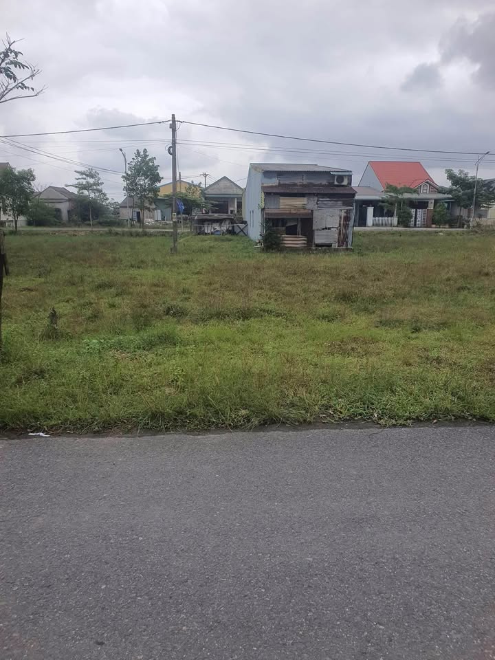 Đất nền Diên Sanh, Hải Lăng, Quảng Trị 200m² giá 1.2 tỷ - Hướng Tây Nam, đầu tư sinh lời!