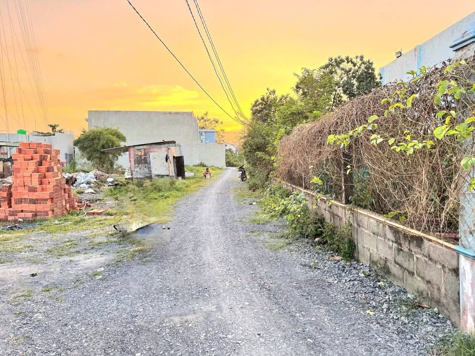 Lô đất đẹp xã Đức Hòa Hạ 144m² giá 1.3 tỷ - Sổ hồng riêng, thổ cư 100%!