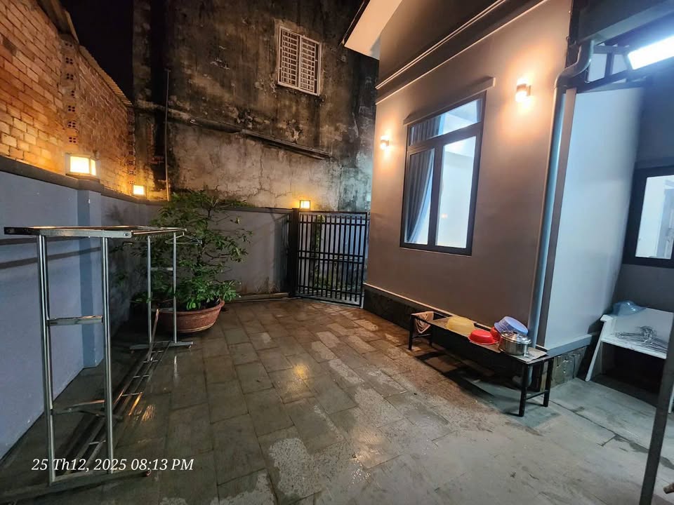 Căn Nhà Mới Xây Tại Long Bình Tân 330m² Giá 6 tỷ - Sẵn Sàng Vào Ở!