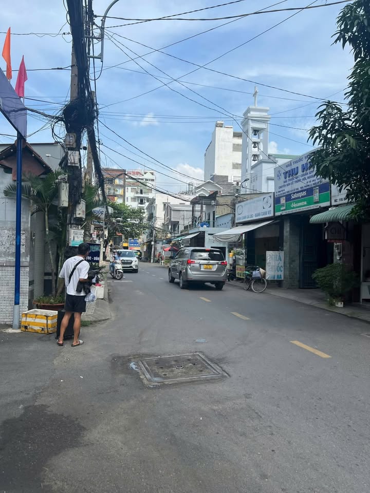 Nhà cho thuê Gò Vấp 1015m² giá 35 triệu - Chính chủ cho thuê góc 2 mặt tiền!