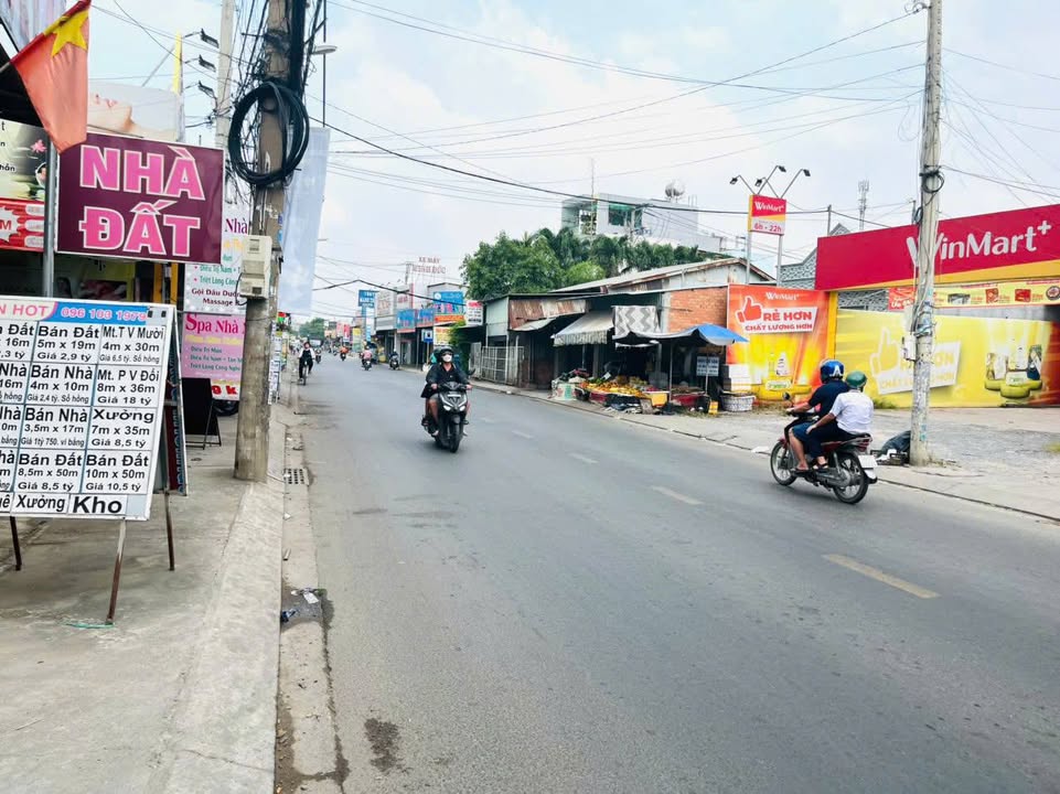 Bán nhà mặt tiền Phan Văn Hớn, Hóc Môn 307m² giá 19 tỷ - Cơ hội đầu tư tuyệt vời!