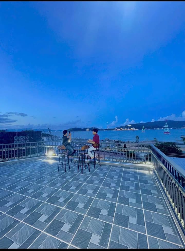 Nhà kiểu Villa nghỉ dưỡng Vĩnh Nguyên Nha Trang 160m² giá 4.5 tỷ - View biển tuyệt đẹp!