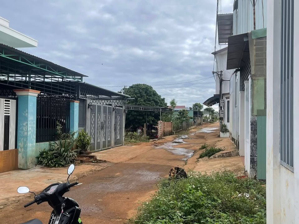 Nhà hẻm Đặng Trần Côn, Pleiku 134m² giá 1.7 tỷ - Sẵn sàng vào ở ngay!